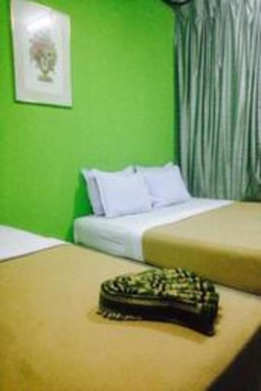 F Hotel Sungai Dua Bukit Exterior foto